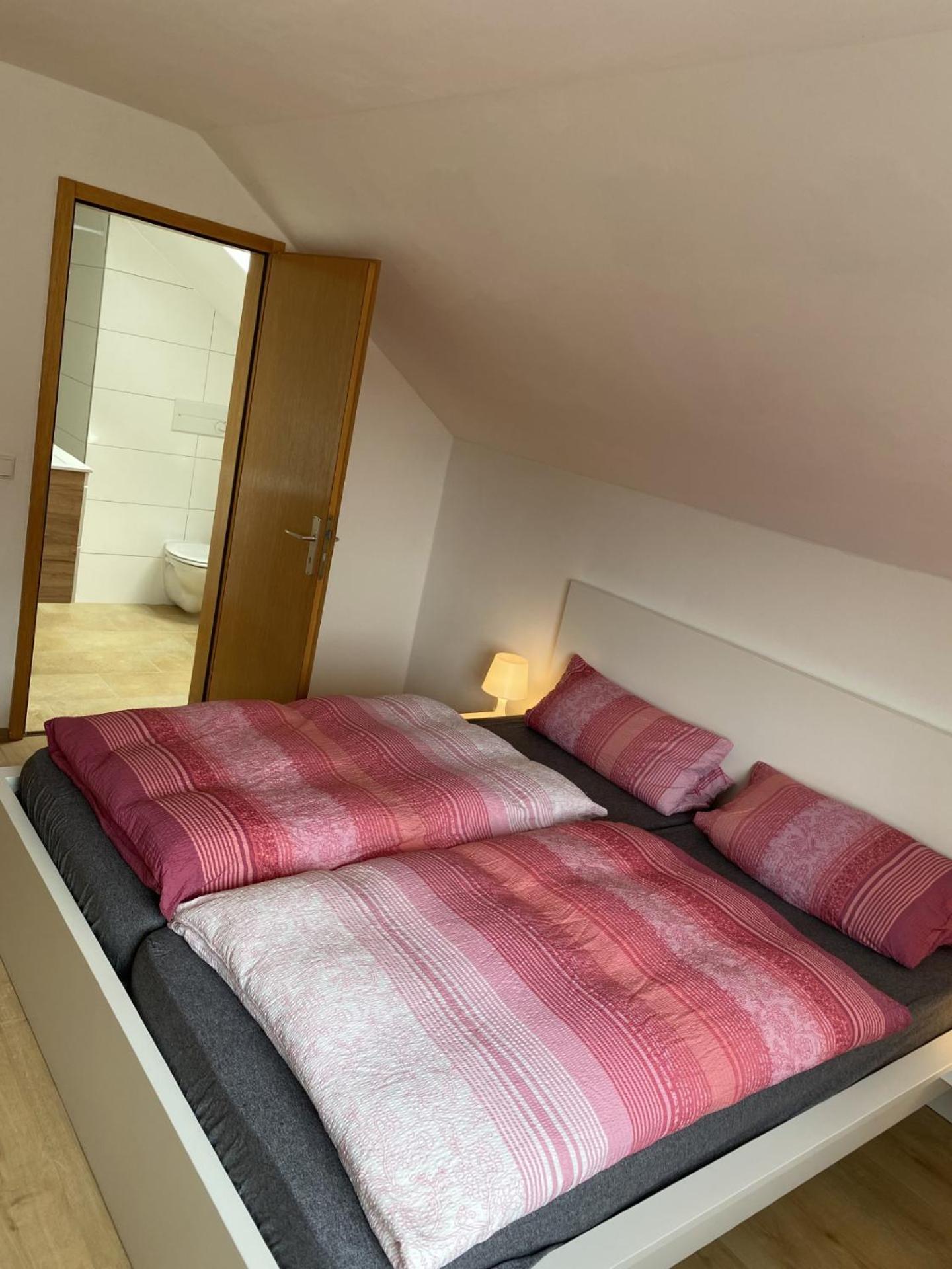Ferienwohnung Mit 3 Schlafzimmern, Erdgeschoss, Zentral Freyung Quarto foto